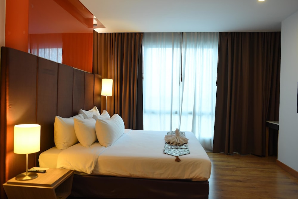 Grand Design Suite - Photo 8
