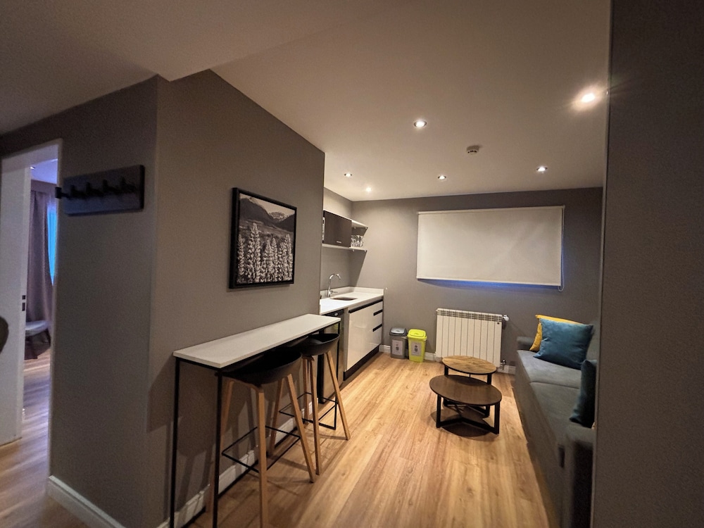 Apartment, 1 Double or 2 Twin Beds, Private Bathroom (2 PAX)