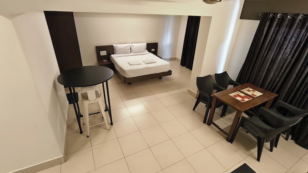 Deluxe Triple Room photo 2