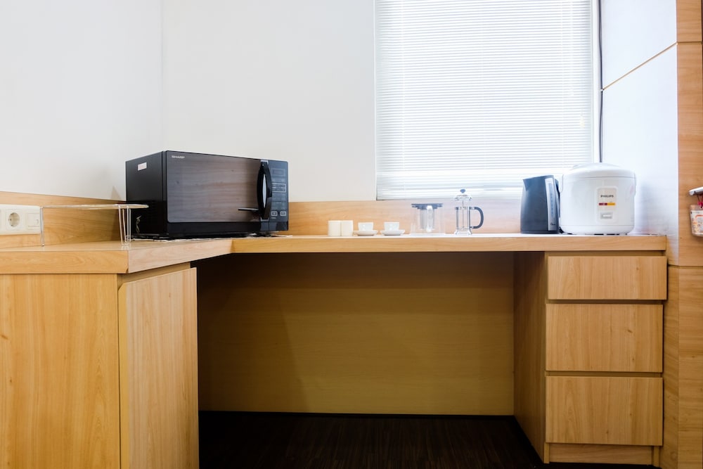 Room - Photo 12