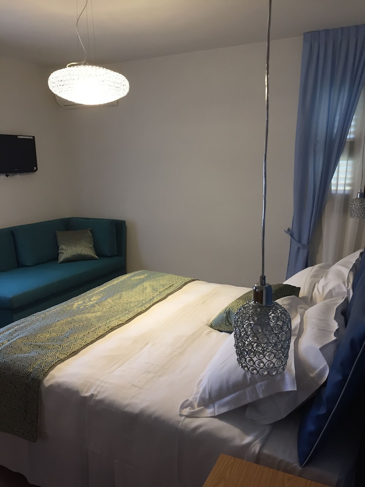 Superior Triple Room - Photo 2