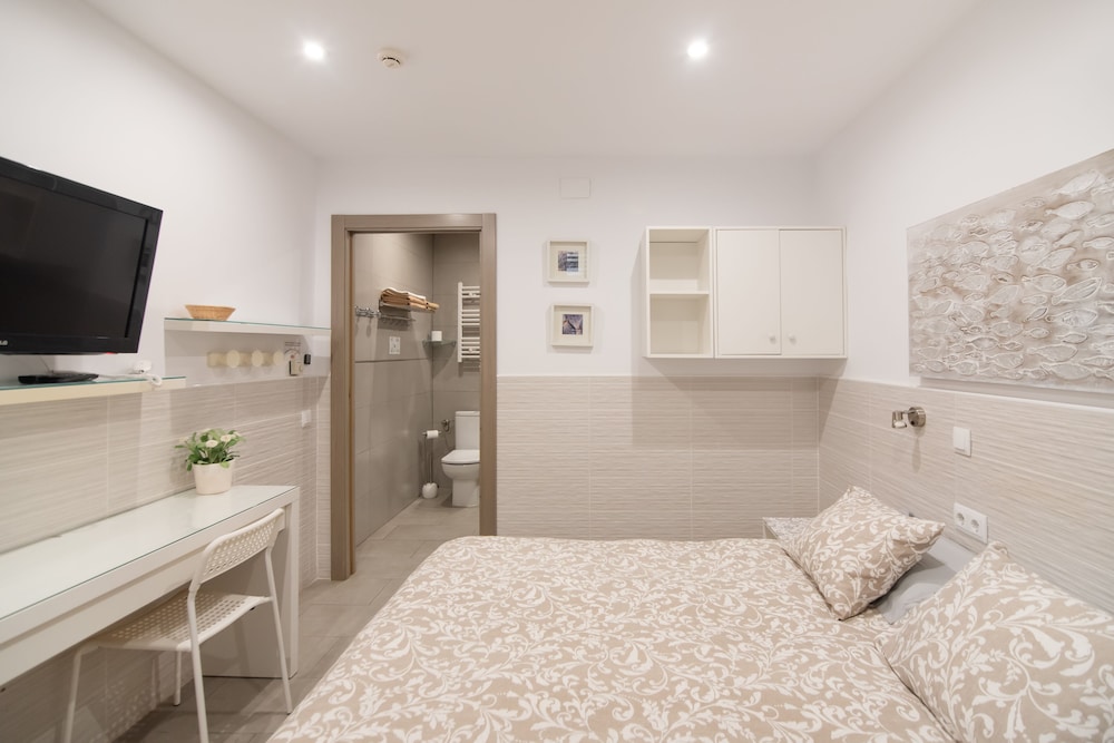 Comfort Room, Patio photo 3