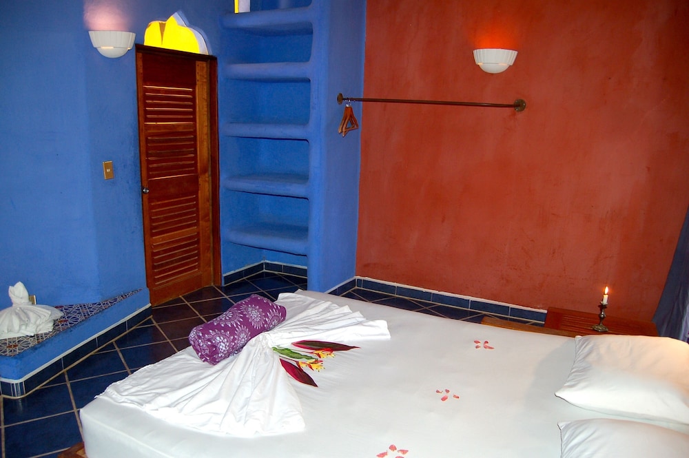 Deluxe Quadruple Room, 2 Double Beds photo 2