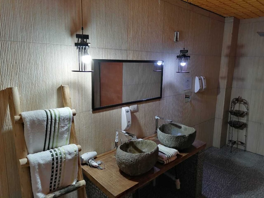 Basic Double Room photo 2