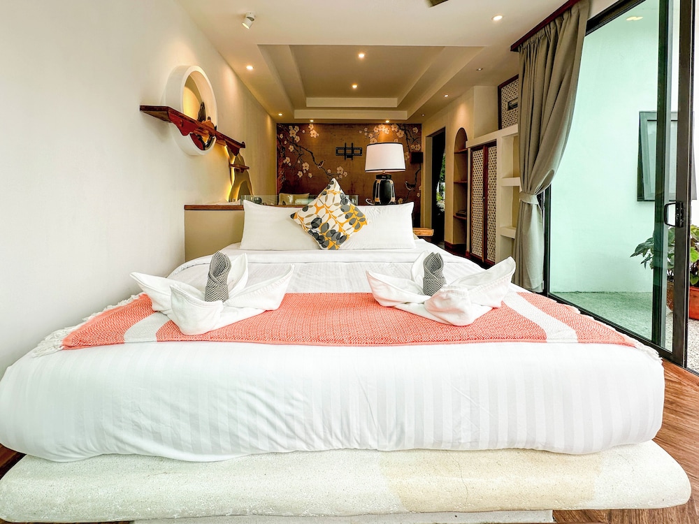 Deluxe Family Room