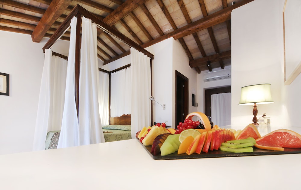 Junior Studio Suite - Photo 12