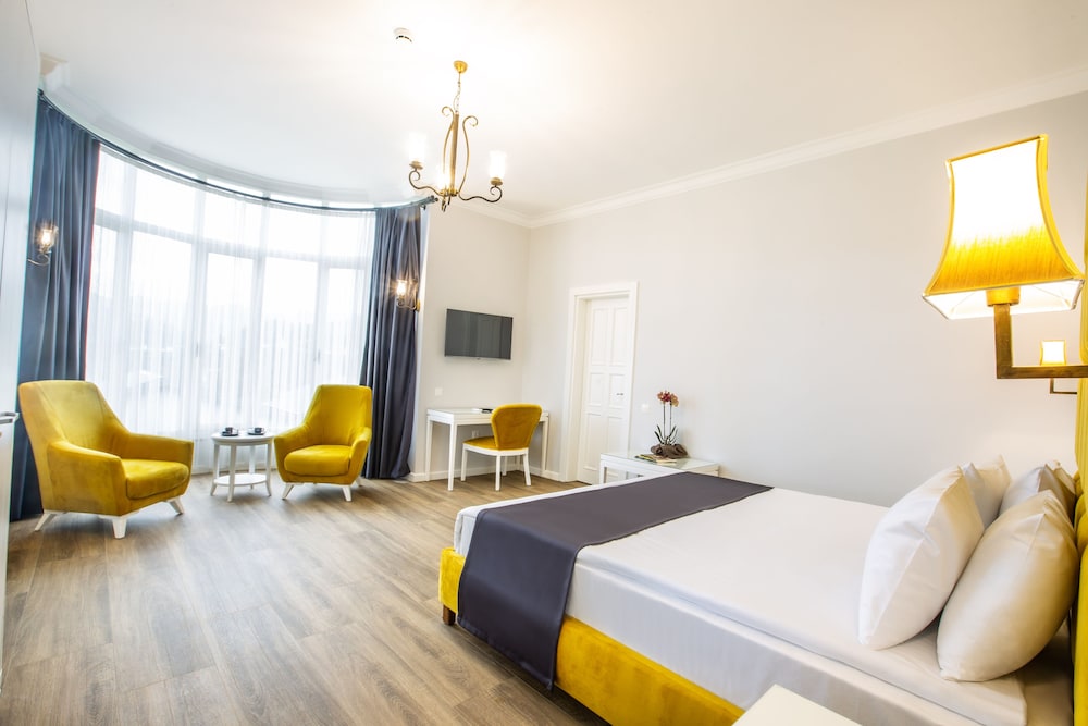 Elite Double Room, 1 Queen Bed photo 1
