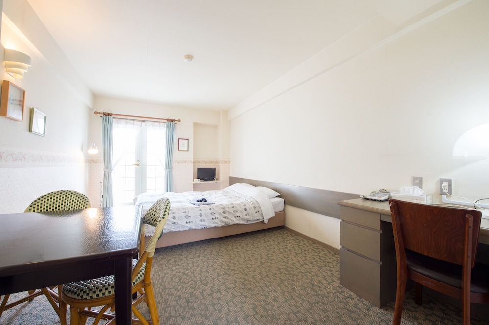Basic Double Room