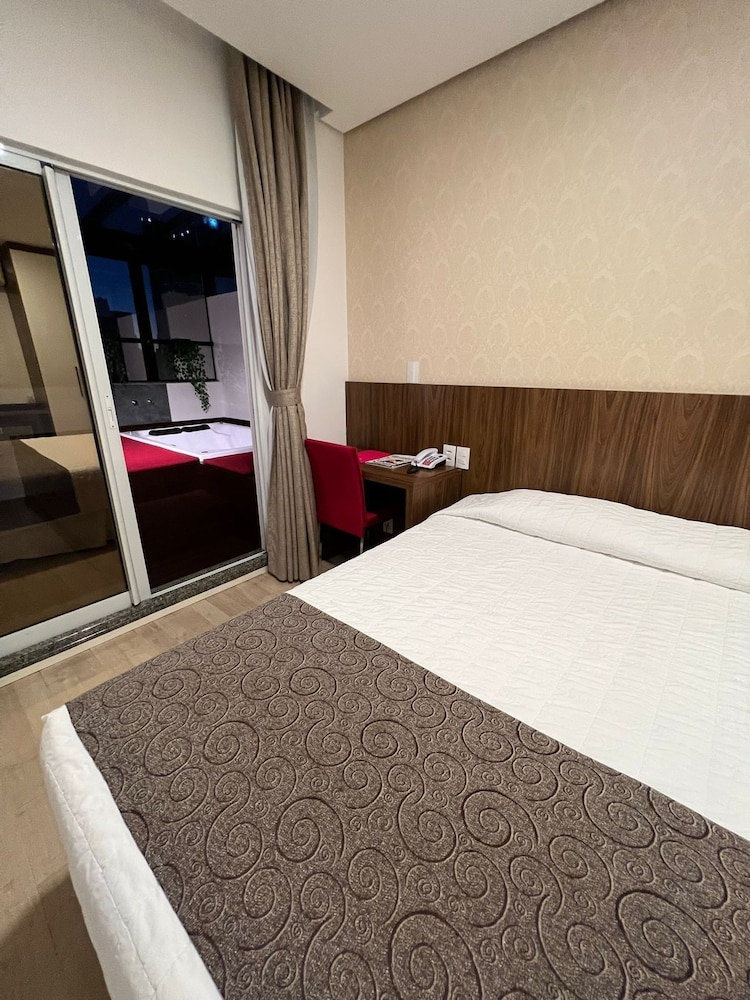Luxury Room (APARTAMENTO LUXO)