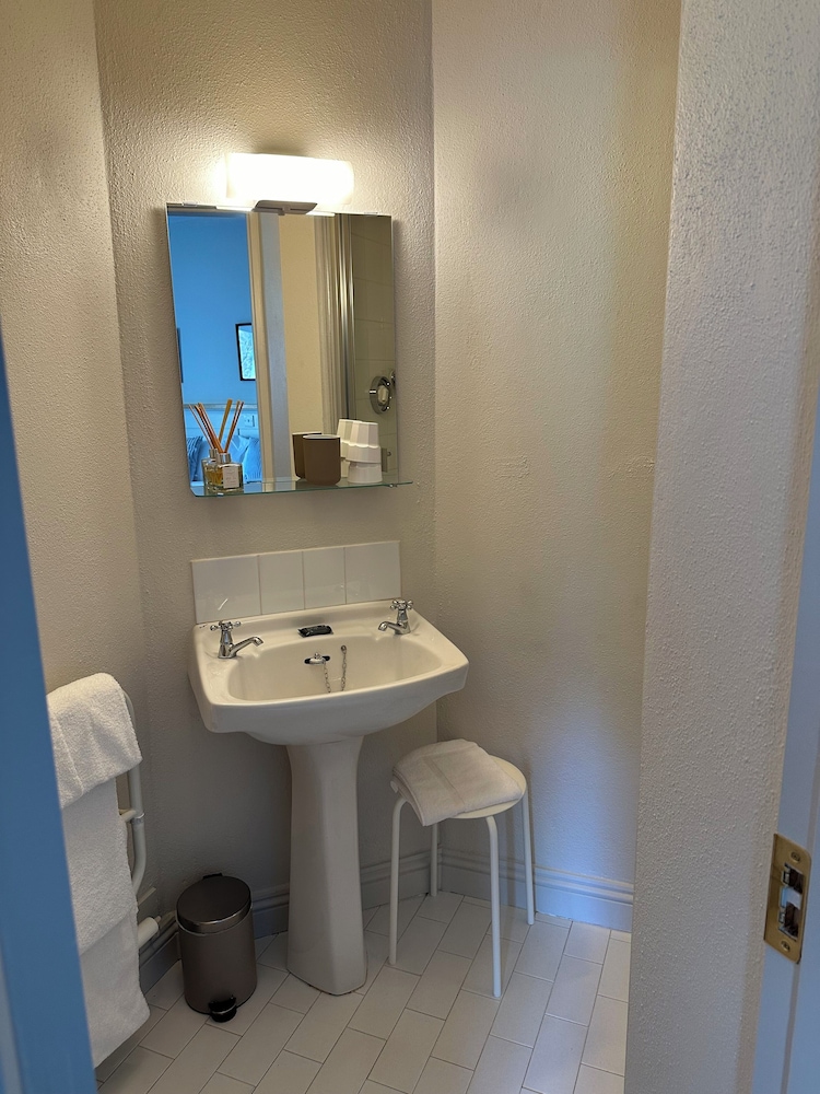 Premium Double or Twin Room photo 2