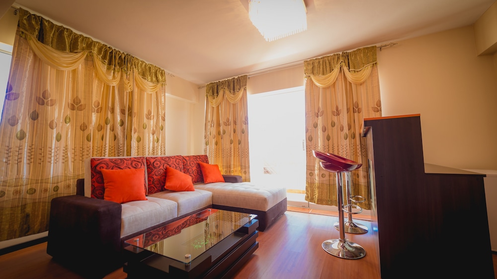 Executive Room, 1 King Bed, Non Smoking photo 3