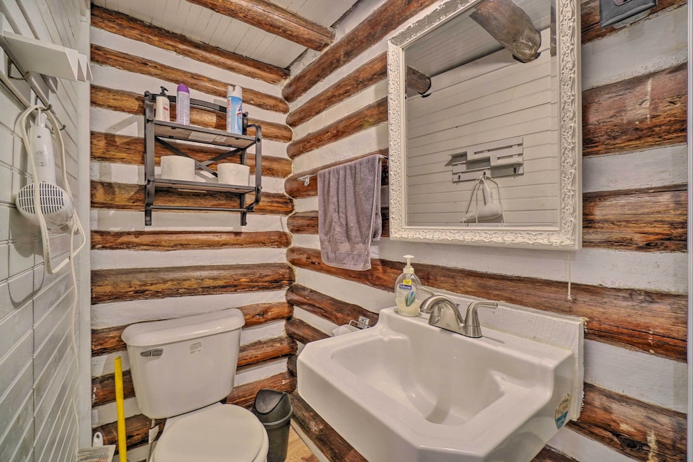 House (2 Bedrooms) photo 2