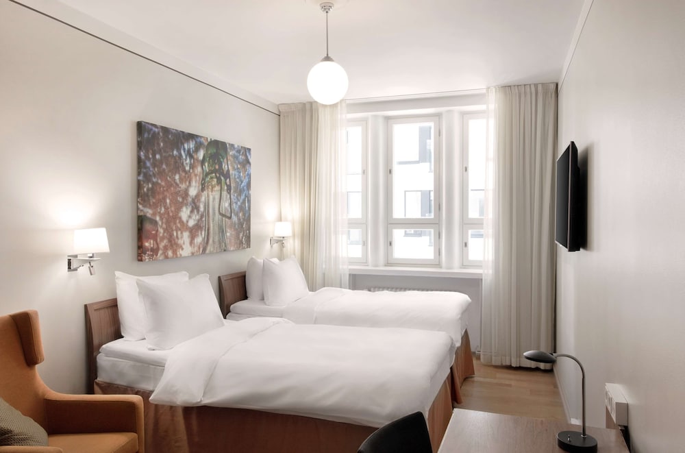 Room (Guest) - Photo 2