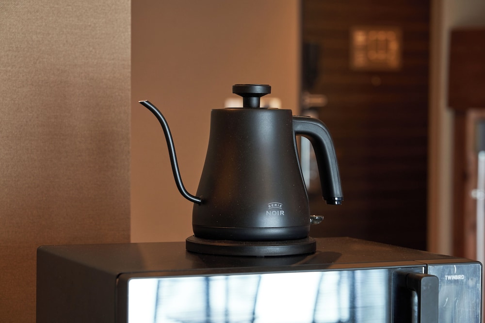 Superior Room, Non Smoking (with Car Rental) - Photo 15