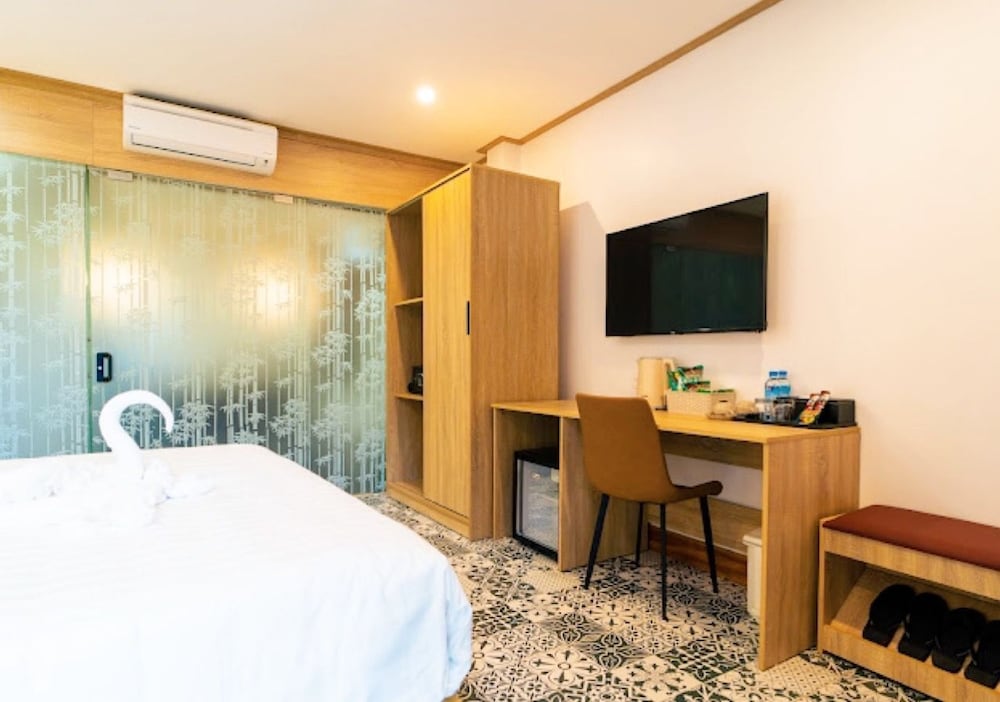 Deluxe Double Room - Photo 2