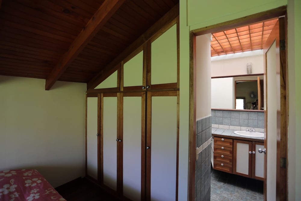 Luna Room
