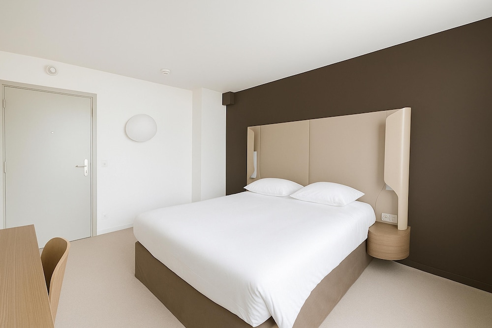 Standard Studio, 1 Queen Bed - Photo 9