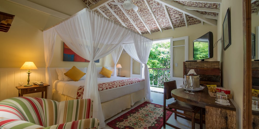 Deluxe Room, Balcony, Garden View photo 2