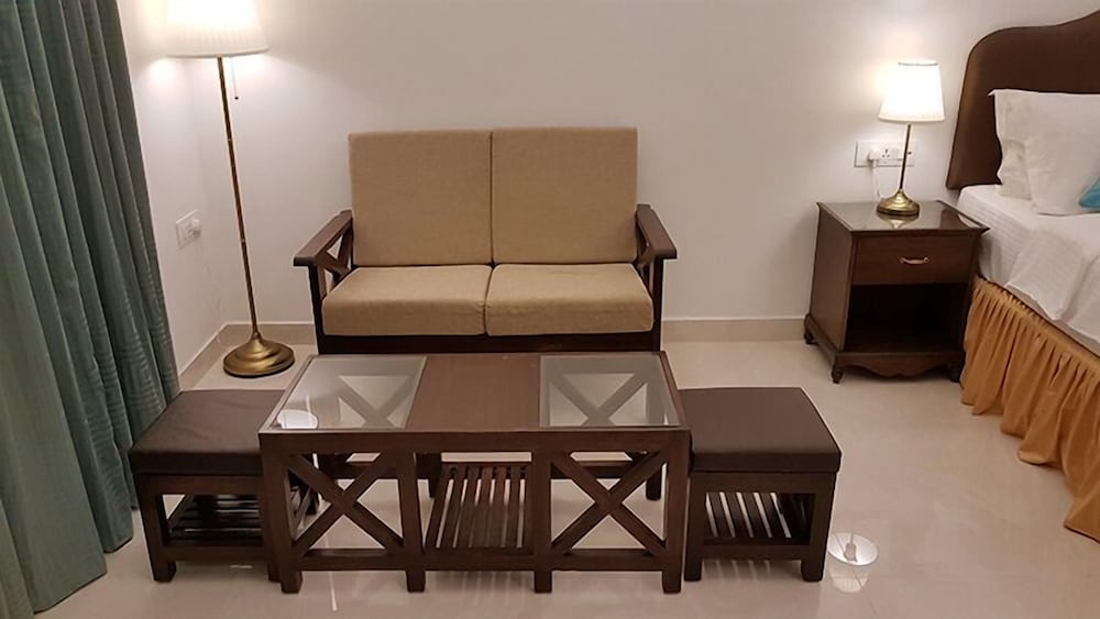 Family Room photo 2
