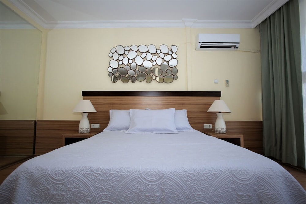 Standard Double or Twin Room, Sea View