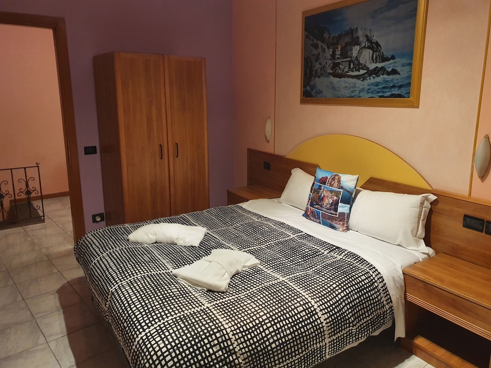 Economy Room photo 2