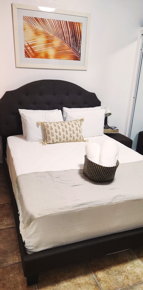 Traditional Apartment photo 1