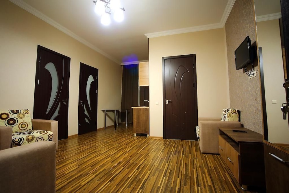 Suite, 2 Bedrooms photo 3