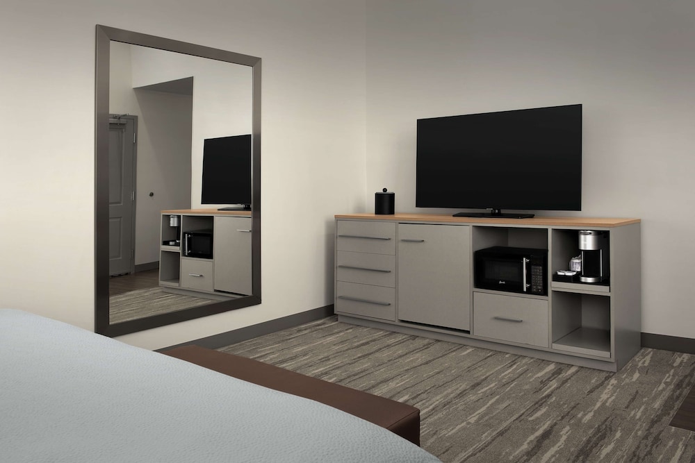 Bungalow, 1 King Bed, Accessible