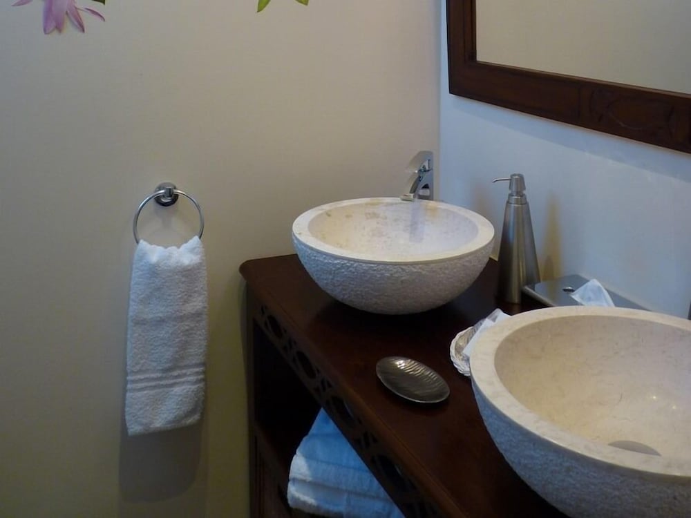 Superior Double Room, Ensuite, City View (Les Mignottes) photo 2