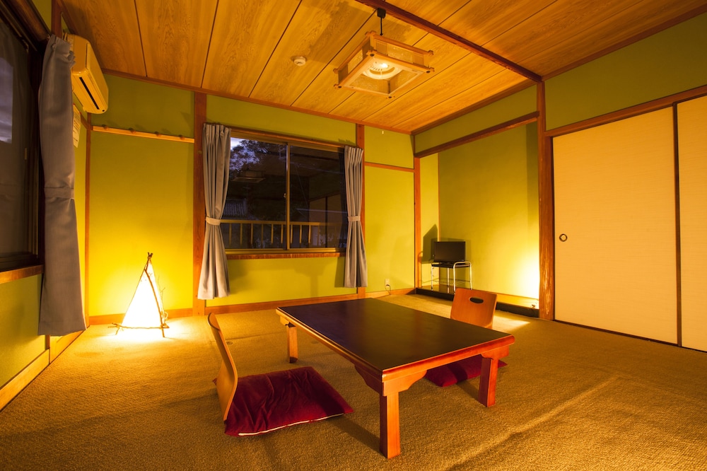 Traditional Room photo 1