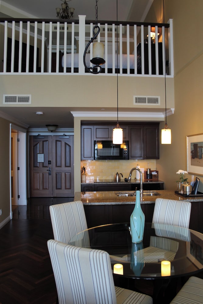 Two-Bedroom Penthouse photo 3