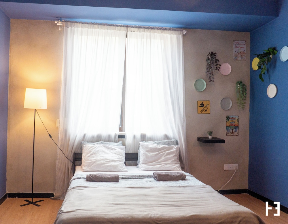 Comfort Room, 1 Double Bed, City View