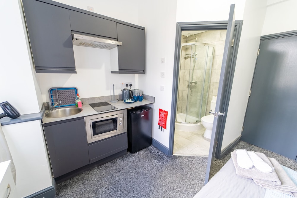 Standard Studio, Ensuite (Studio 1) - Photo 5