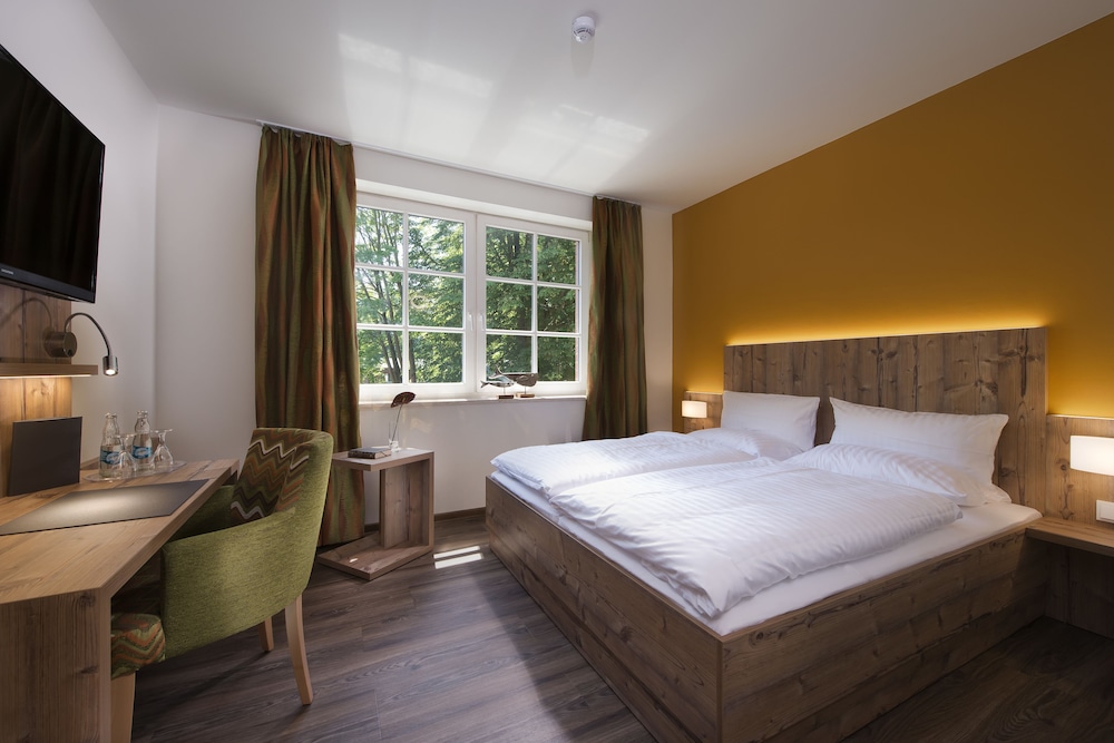 Standard Double Room, 1 Queen Bed photo 2