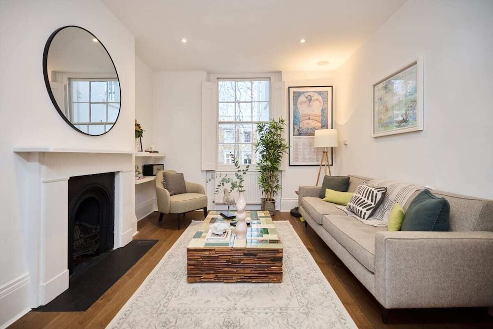 House (3 Bedrooms)
