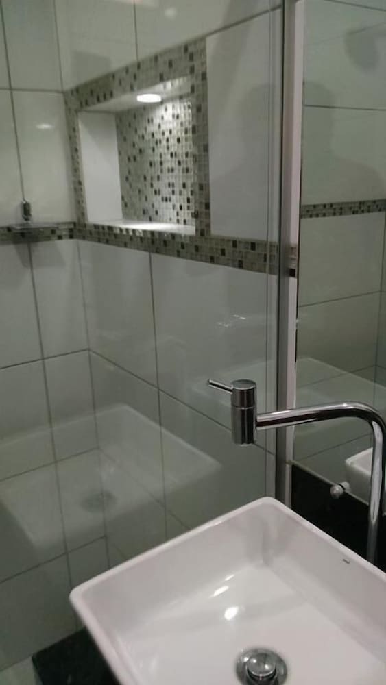 Deluxe Triple Room photo 3