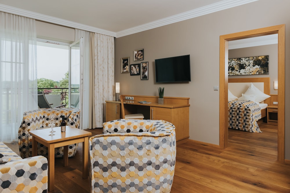 Premium Suite