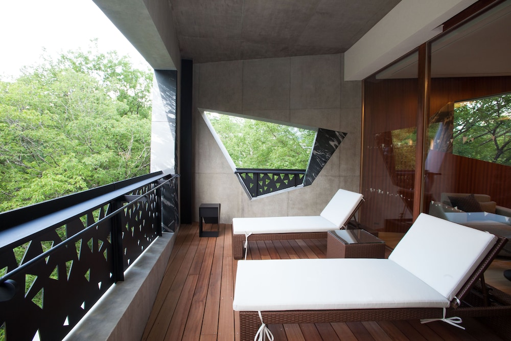 Luxury Twin Room, Forest View photo 3