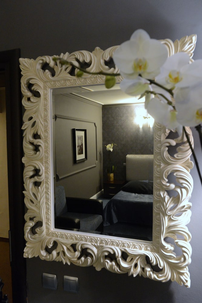 Deluxe Double Room, 1 Bedroom - Photo 2