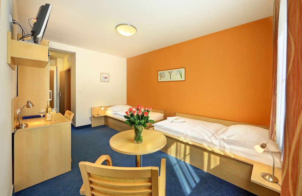 Twin Room photo 1
