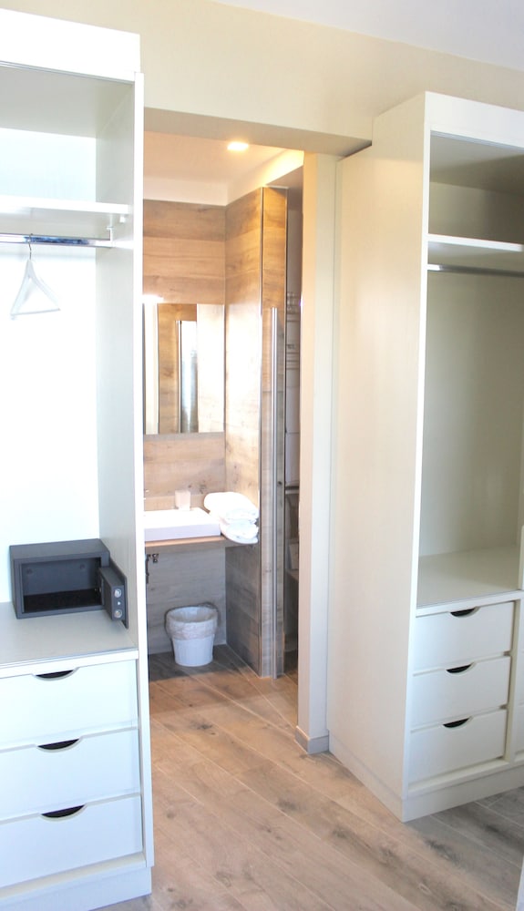 Deluxe Double Room, Non Smoking, Sea View - Photo 32