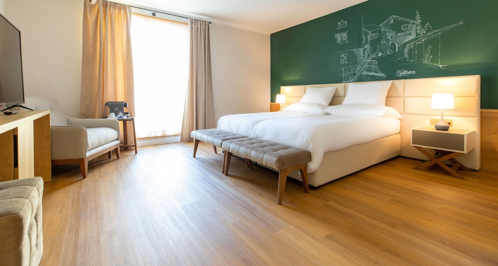 Standard Double or Twin Room photo 1