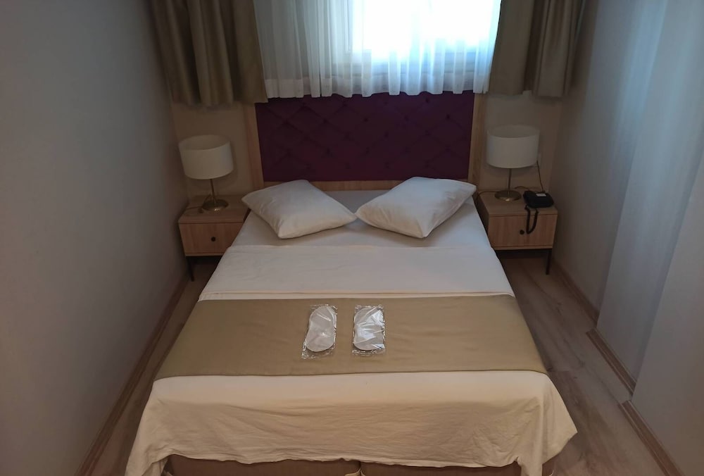 Deluxe Studio Suite photo 2