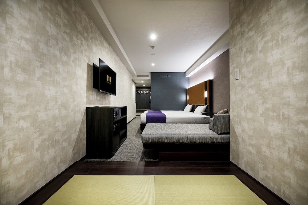 Grand Japanese Room, Non Smoking/Shuttle buses to Kinkakuji available! - Photo 2
