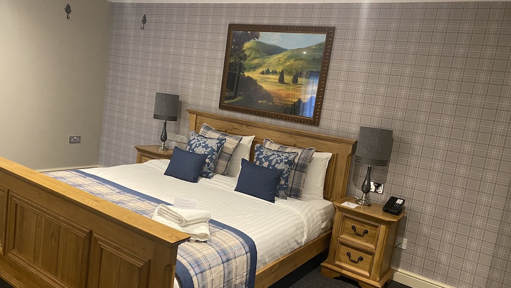 Junior Suite, 1 King Bed - Photo 5