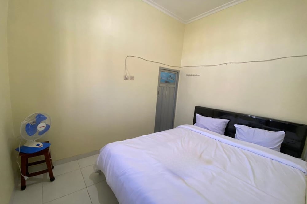 Economy Double Room photo 1