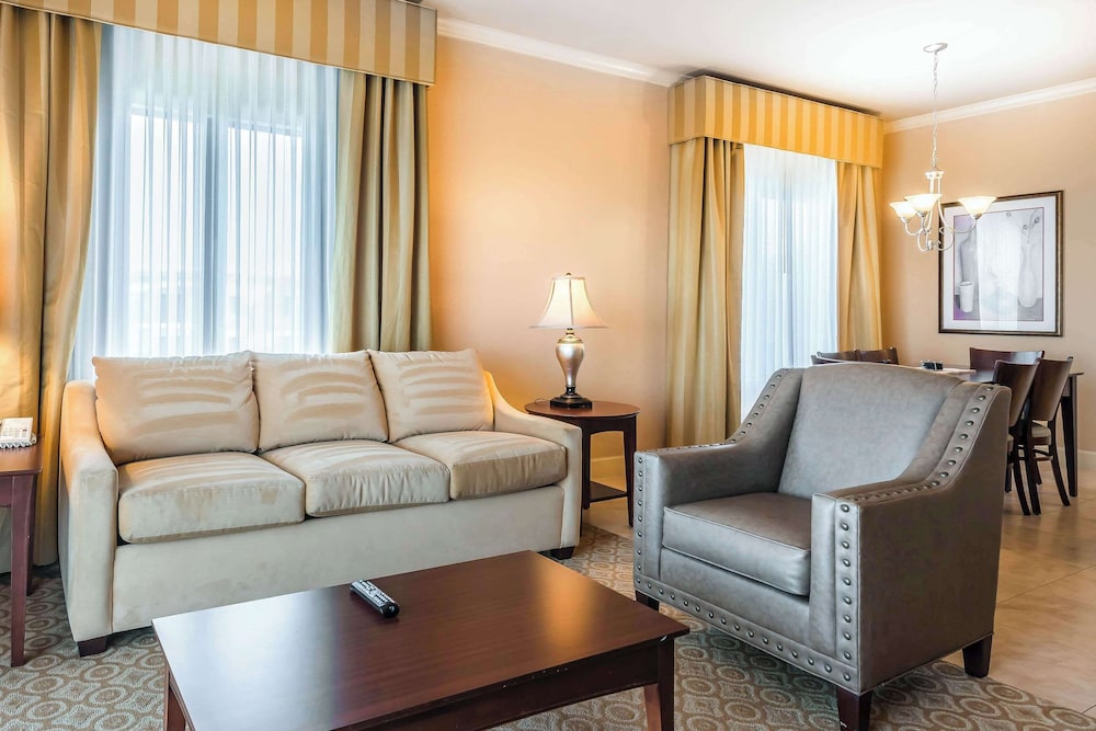 Suite, 2 Bedrooms, Accessible