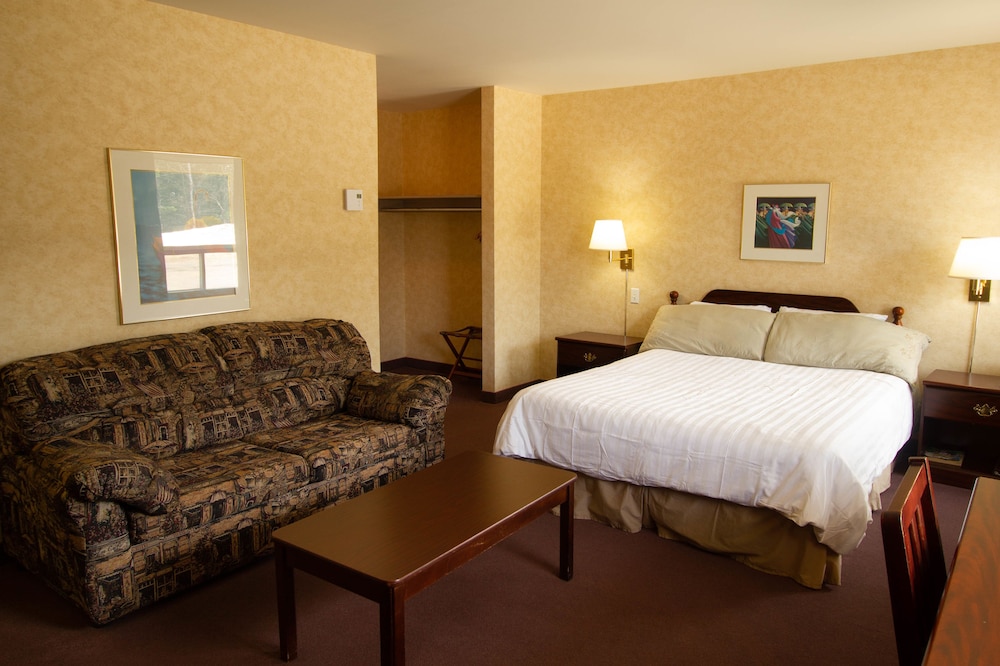Superior Room, 1 Queen Bed with Sofa bed photo 1
