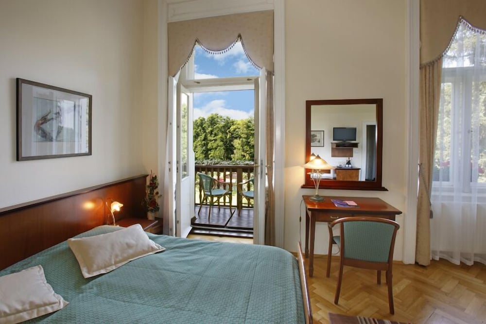 Twin Room, Balcony photo 1