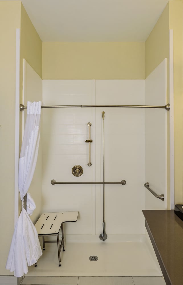 Holiday Inn Express Cheektowaga North East by IHG, Photo 5